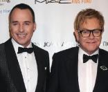 Sir Elton John et David Furnish à la soirée de charité d'Elton John à New York le 16/11/09