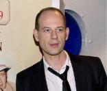 Alain Bouzigues lors de la soirée annonçant la sortie en DVD du film Borsalino le 16 novembre 2009 à Paris