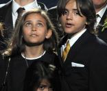 Michael Jackson : Ses trois enfants le jour de son hommage au Stapples Center 