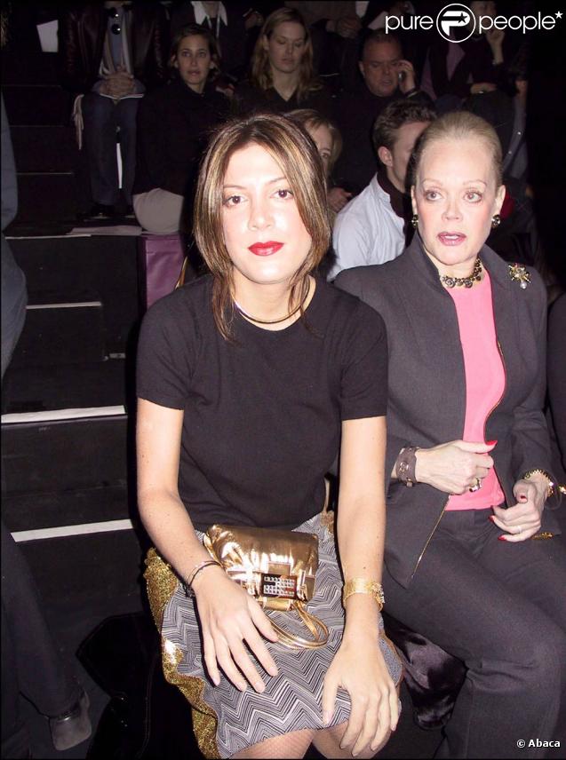 Au sein d'une famille, l'héritage peut être une véritable source de conflits mais chez les Spelling c'est carrément... un Tsunami ! Entre Tori Spelling et sa mère Candy, c'est la guerre !