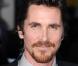 En 2000, le sexy Christian Bale épouse Sandra Blazic au grand dam de sa mère et de sa soeur. A tel point que les deux femmes la critiquent ouvertement devant Christian...