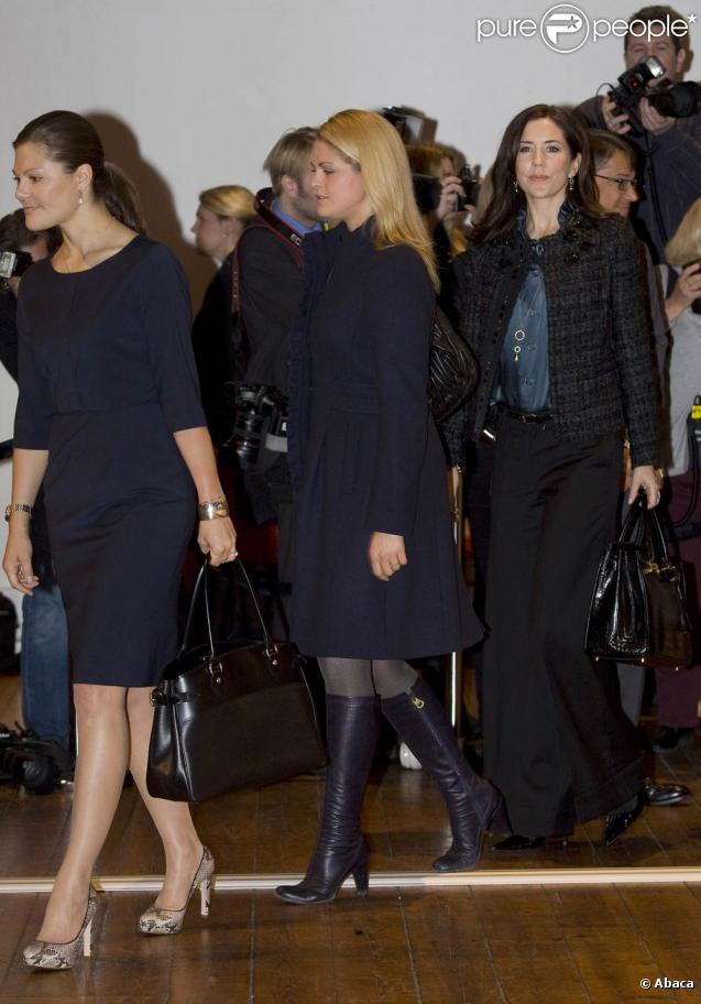 Les 19 et 20 novembre 2009, les principales figures féminines des cours royales d'Europe se sont retrouvées à Stockholm pour y célébrer les 20 ans de la Convention pour l'Enfance des Nations Unies