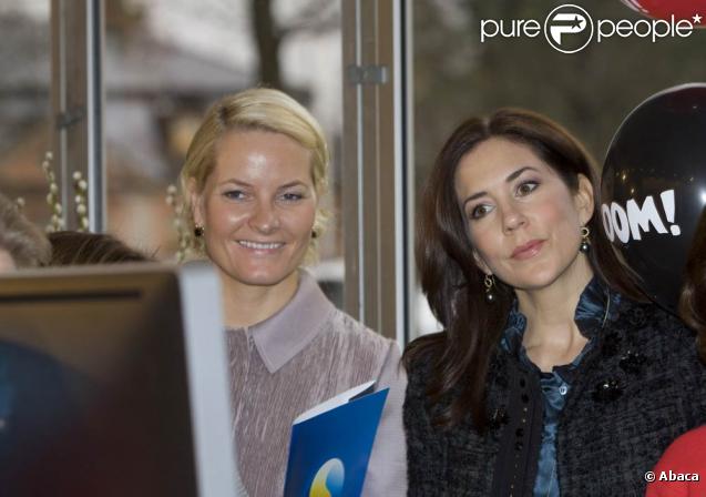 Les 19 et 20 novembre 2009, les principales figures féminines des cours royales d'Europe se sont retrouvées à Stockholm pour y célébrer les 20 ans de la Convention pour l'Enfance des Nations Unies