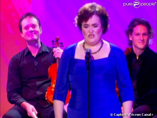 Susan Boyle au Grand Journal de Canal+. Une prestation enregistrée le 16/11/09 et diffusée le 20/11/09