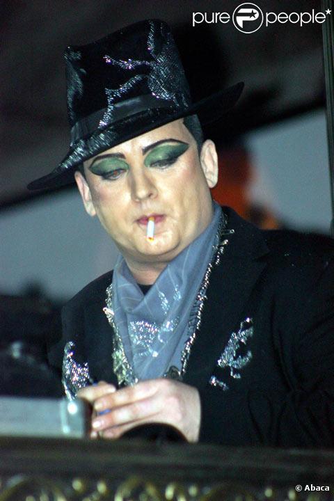 Boy George DJ à Moscou en avril 2008 