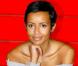 Sonia Rolland : 100% nature sur tapie rouge 