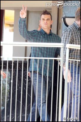 Robbie Williams en promo à Sydney, le 25 novembre 2009 !