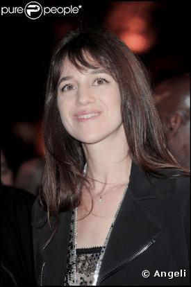 Le nouvel album de Charlotte Gainsourg,  IRM , sortira le 7 décembre 2009.