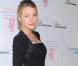 Blake Lively sait comment mettre en valeur son teint porcelaine et ses jambes de top : avec une petite robe noire et des escarpins vertigineux