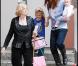 Violet fête son anniversaire avec mamie Affleck, Maman Jennifer Garner... et Seraphina bien sûr ! (1er décembre 2009)