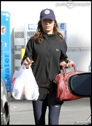 Elisabetta Canalis à Los Angeles, le 1er décembre 2009