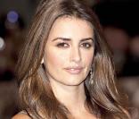 La sublime Penélope Cruz, à l'occasion de l'avant-première de  Nine , qui s'est tenue à l'Odeon de Leicester Square le 3 décembre 2009.