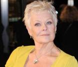 Judi Dench, à l'occasion de l'avant-première de  Nine , qui s'est tenue à l'Odeon de Leicester Square le 3 décembre 2009.