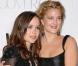 Les craquantes Ellen Page et Drew Barrymore, à l'occasion de l'avant-première de  Bliss , à Los Angeles, en novembre 2009.