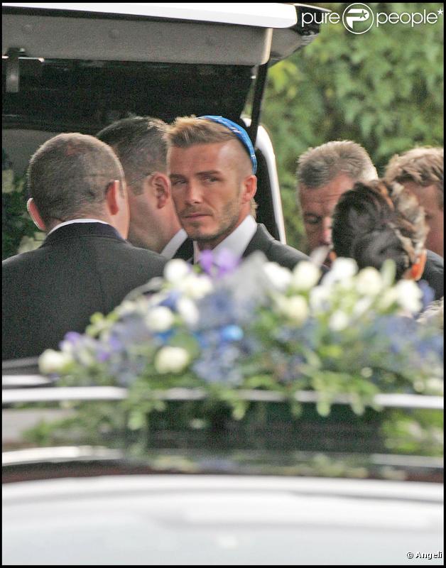 David Beckham assiste aux funérailles de son grand-père à Londres le 9 décembre 2009