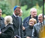 Davod Beckham assiste aux funérailles de son grand-père à Londres le 9 décembre 2009