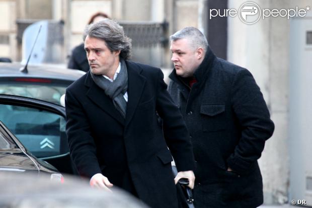 Le chirurgien Stéphane Delajoux, après son agression, le 12 décembre 2009