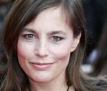 Sophie Duez : Vraie girouette, elle reprend la politique et... change de bord !