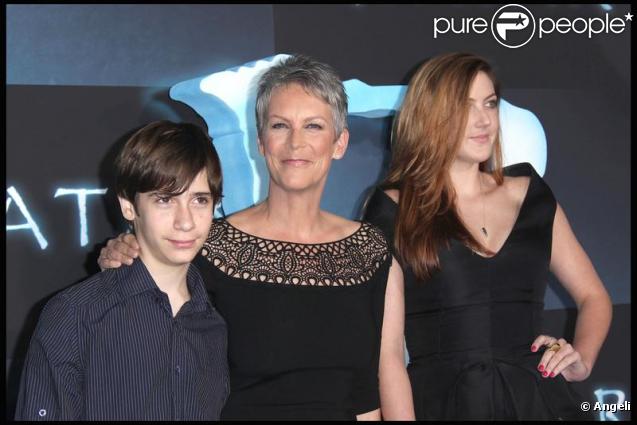 Jamie Lee Curtis et ses enfants Annie et Thomas à la première d'Avatar