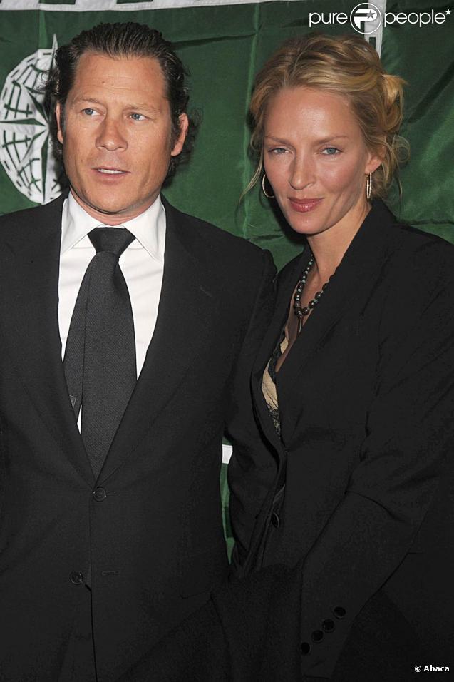 Depuis 2007, le couple semblait au top du bonheur. Mais, il y a une semaine, Uma Thurman et Arpad Busson auraient finalement rompu leur fiançailles. Comme quoi, même une bague à 8 carats ne fait pas tout !