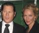 Depuis 2007, le couple semblait au top du bonheur. Mais, il y a une semaine, Uma Thurman et Arpad Busson auraient finalement rompu leur fiançailles. Comme quoi, même une bague à 8 carats ne fait pas tout !