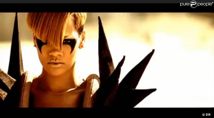 Rihanna dans son dernier clip Hard