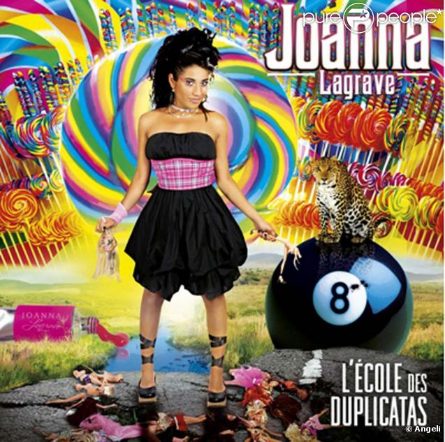 Joanna Lagrave,  L'école des duplicatas , disponible le 4 janvier 2010. 
