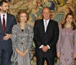 Letizia d'Espagne à Madrid avec la famille royale pour une journée placée sous le signe de Noël ! Le 23/12/09