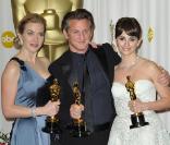 Kate Winslet (The Reader), Sean Penn (Milk) et Penélope Cruz (Vicky, Cristina, Barcelona), lauréats des Oscars 2009 