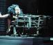 Quand Lady Gaga se prend pour un oiseau de mauvaise augure, ça donne froid dans le dos mais... on est complètement gaga lors de son show à l'Université Centrale de Floride le 3 janvier 2010 ! 