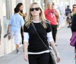 Reese Witherspoon faisant du shopping à Beverly Hills, le 5 janvier 2010