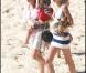 Miranda Kerr, sur la plage du Gouverneur, à Saint-Barthelemy, le 2 janvier 2010.