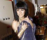  Cléopâtre, la dernière reine d'Egypte , se joue au Palais des Sports de Paris jusqu'au 30 janvier 2010. Sofia Essaïdi y tient le rôle principal.