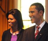 Barack et Michelle Obama version statues de cire dans le bureau ovale reconstitué dans le musée Madame Tussaud à Londres<br />