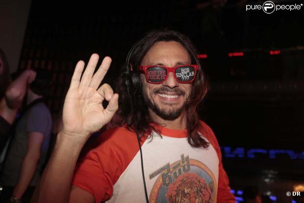 Bob Sinclar met le feu au VIP Room Theater à Paris, le 23 janvier 2010 !