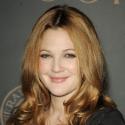 Drew Barrymore fait un don d'un million de dollars pour la faim dans le monde...