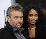 Luc Besson et son amie à la première de From Paris With Love, à New York, le 28 janvier 2010.