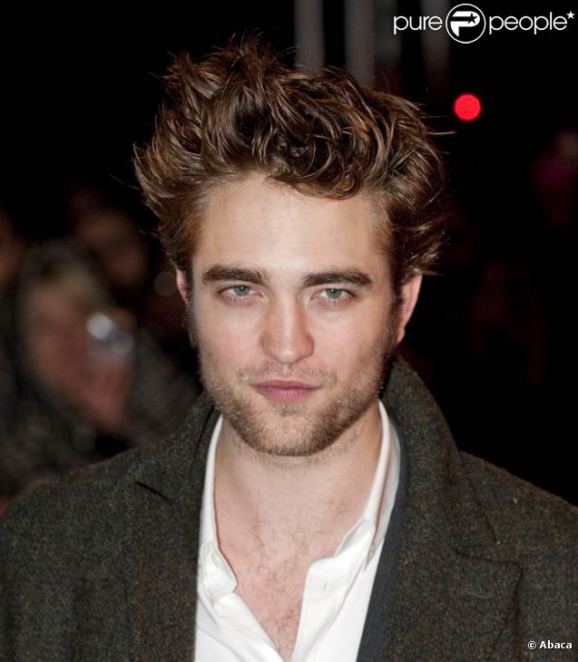 Robert Pattinson : Une bande dessinée est consacrée à son parcours fulgurant de comédien...