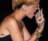 Rihanna, une vraie folle des tatoos !