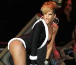 Rihanna lors du concert Superbowl Pepsi Fan on Jam pour le coup d\'envoi du Superbowl le 4 février 2010 à Miami Beach