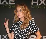 Paulina Rubio à l'occasion de la soirée Axe Lounge à Miami le 6 février 2010 
