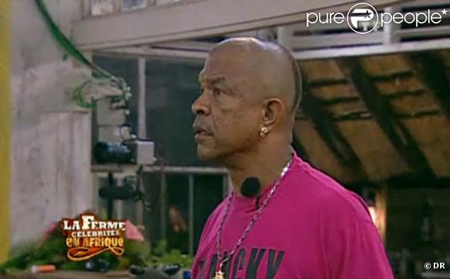 Un clash éclate entre David Charvet et Francky Vincent : le premier considère que le second ne remplit pas ses tâches quotidiennes. Francky refuse de recevoir des ordres de David !