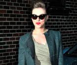 Scarlett Johansson à l'occasion du  Late Show with David Letterman , au Ed Sullivan Theatre, à New York, le 18 février 2010.