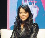 Michelle Rodriguez sur le plateau de <i>Chiambretti Night</i> à Milan, le 23 février 2010 !