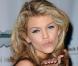 Lorsqu'elle sort, AnnaLynne McCord ne peut pas s'empêcher d'envoyer des baisers à tout vas ! Une vraie manie chez la star de 90210 !