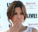 Mais les baisers les plus glamour sont bien entendus ceux envoyés par la belle Eva Mendes ! A chacune de ses apparitions sur tapis rouge, la star nous couvre d'amour... et on en redemande !