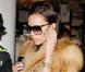 Victoria Beckham cherche à atteindre la perfection. Lorsque Posh sort de chez elle, c'est toujours perchée sur des talons et pas un cheveu de travers... Normal, elle passe son temps à se recoiffer !