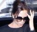 Victoria Beckham cherche à atteindre la perfection. Lorsque Posh sort de chez elle, c'est toujours perchée sur des talons et pas un cheveu de travers... Normal, elle passe son temps à se recoiffer !