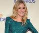 Sienna Miller est la plus craquante de la sphère people... Et pour séduire son public, elle a son petit secret : une main sur la hanche, et hop ça repart ! Même Jude Law n'y résiste pas !
