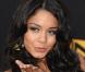 Vanessa Hudgens a choisi son modèle : Eva Mendes ! Pour faire sa belle sur tapis rouge, la starlette d'High School Musical envoi elle aussi des baisers à tout va... Sexy !